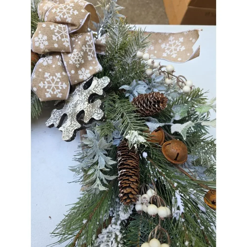 Winter Christmas Wreath Snow Pinecones Evergreen Pine Handmade 26